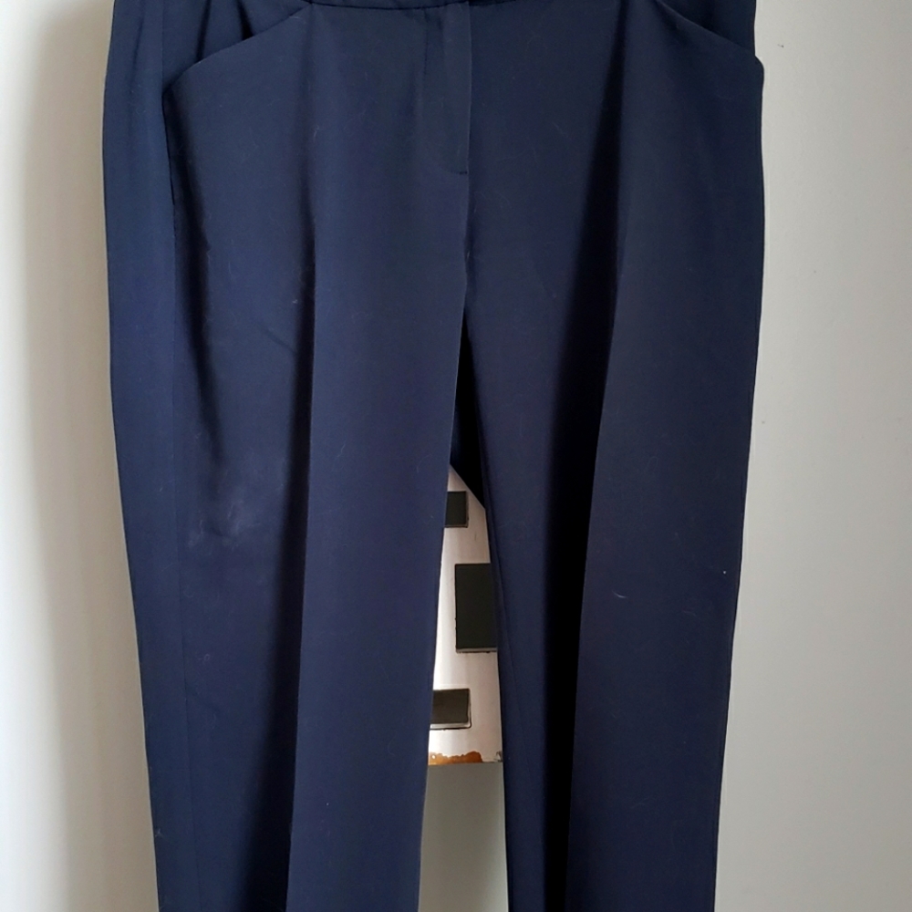 Tahari navy blue cropped dress pants